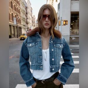 Zara Faux Fur lapel cropped denim jacket 💙